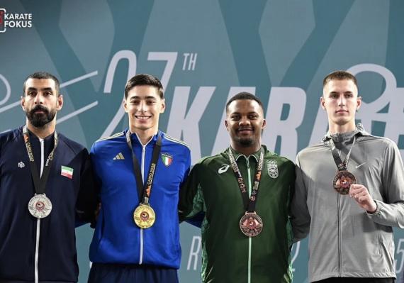   Историческая медаль на Чемпионате мира в Каире для белорусского каратэ!